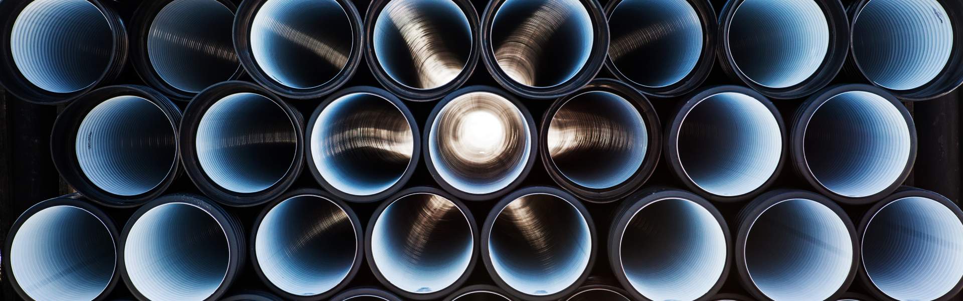 What Is Polyethylene Wax? Uses in Coatings, Plastics & Inks